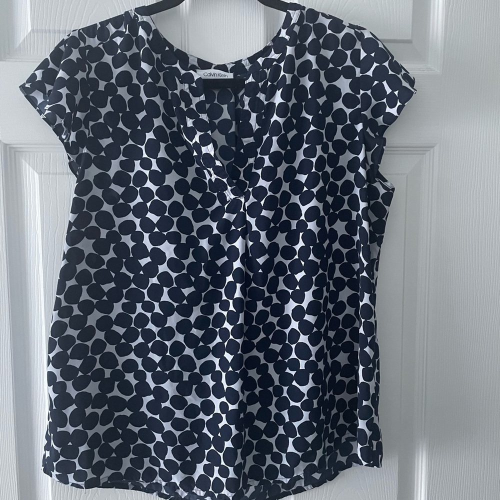Calvin Klein Women's Navy and White Polka Dot Blouse